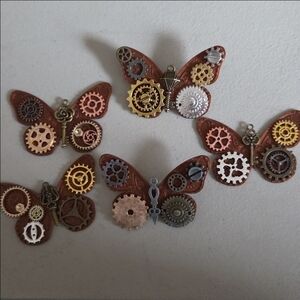 Steampunk Pendant or Brooch